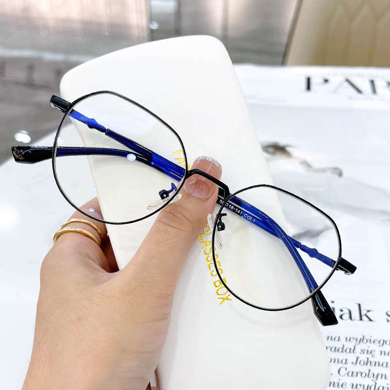 https://www.dlsunglasses.com/export-promotion-wholesale-metal-cat-eye-unisex-anti-blue-glasses-frame-product/